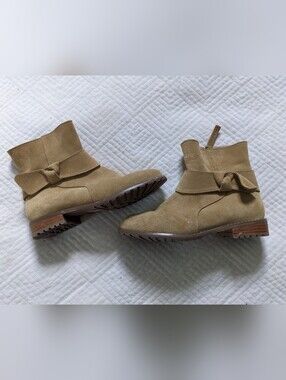 Country Road Taupe Suede Knot Pull On Boot Women Child 36 5.5 US Low Heel Casual